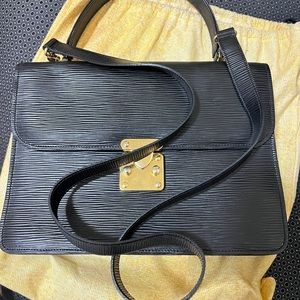 Auth Fendi Black Epi Box Bag